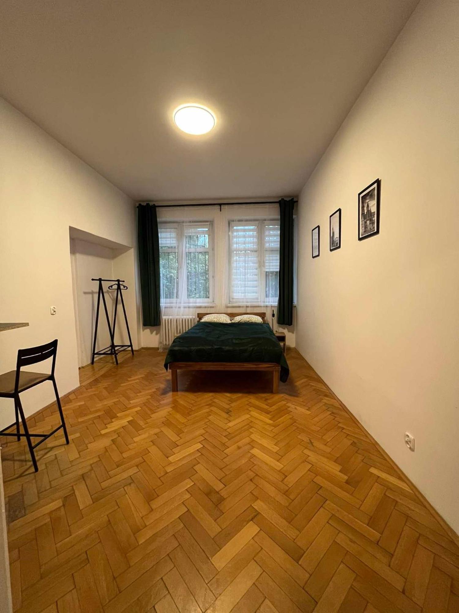 Krowoderska Lovely Room คราคูฟ ภายนอก รูปภาพ